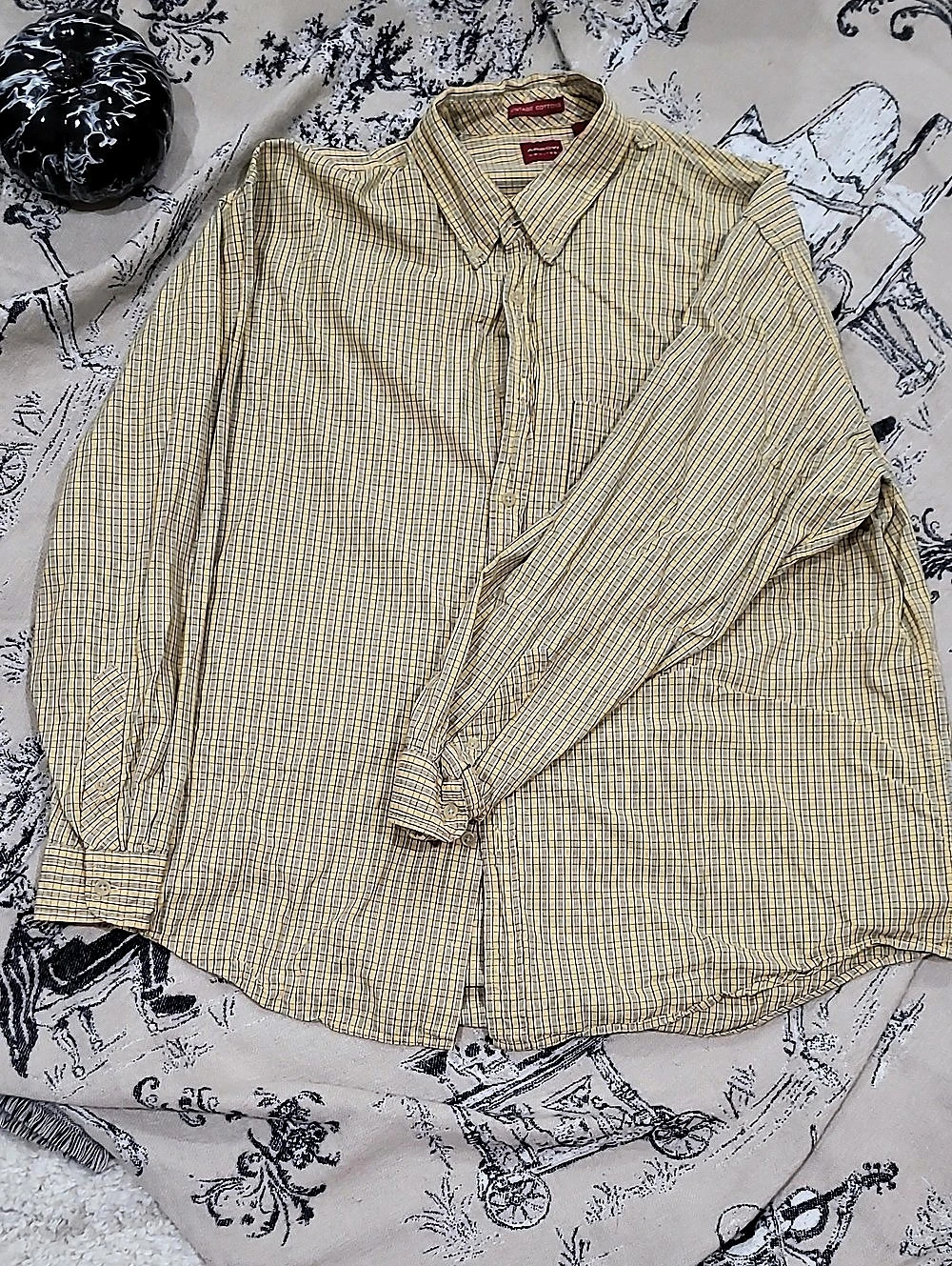 Arrow Vintage Cottons Plaid Long Sleeve Button Down